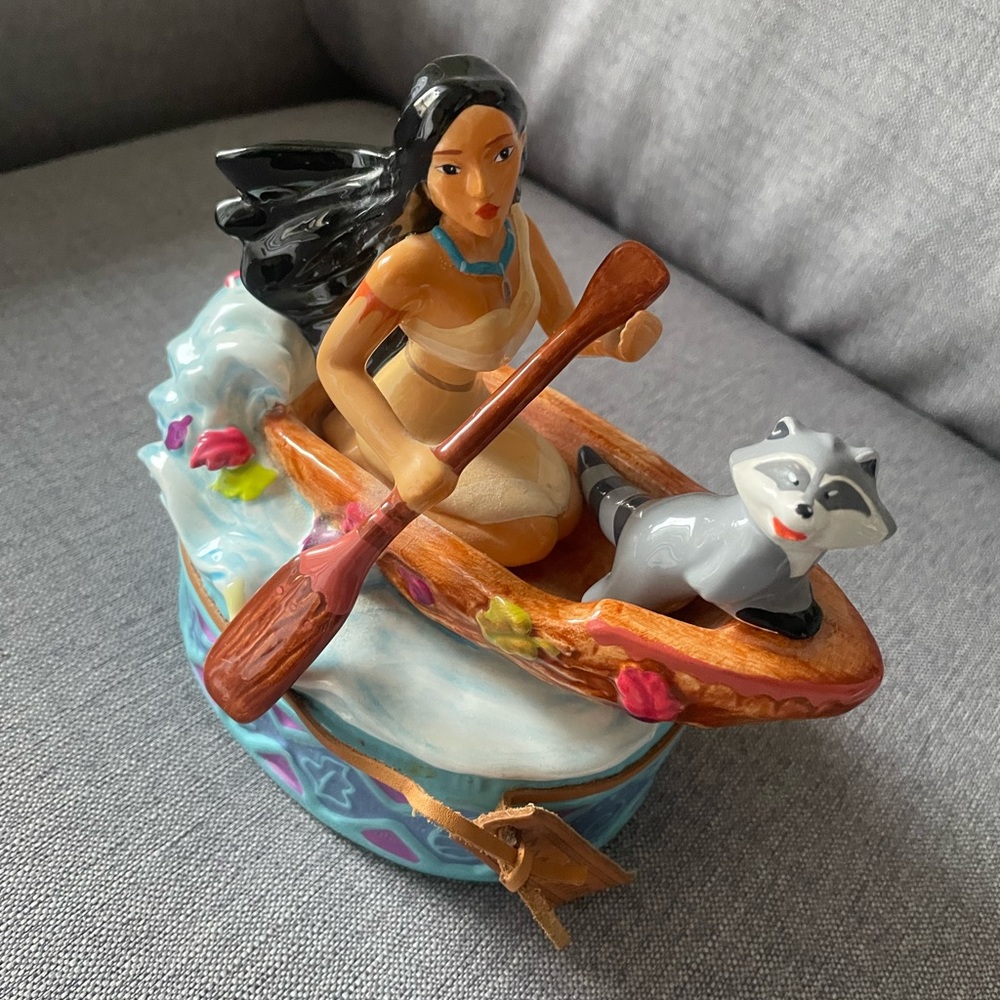 Disney Pocahontas Music Box